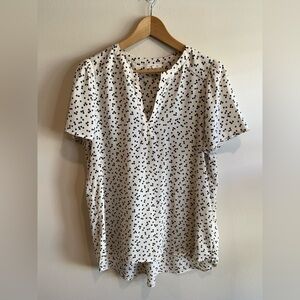Pleione Black and White Patterned Blouse